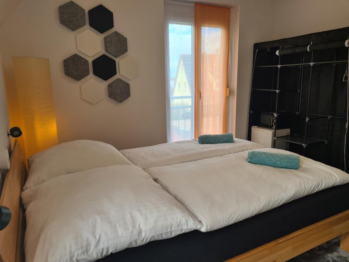 Lichtdurchflutetes Zimmer - Mainwiesen Waldbuttelbrunn Extérieur photo